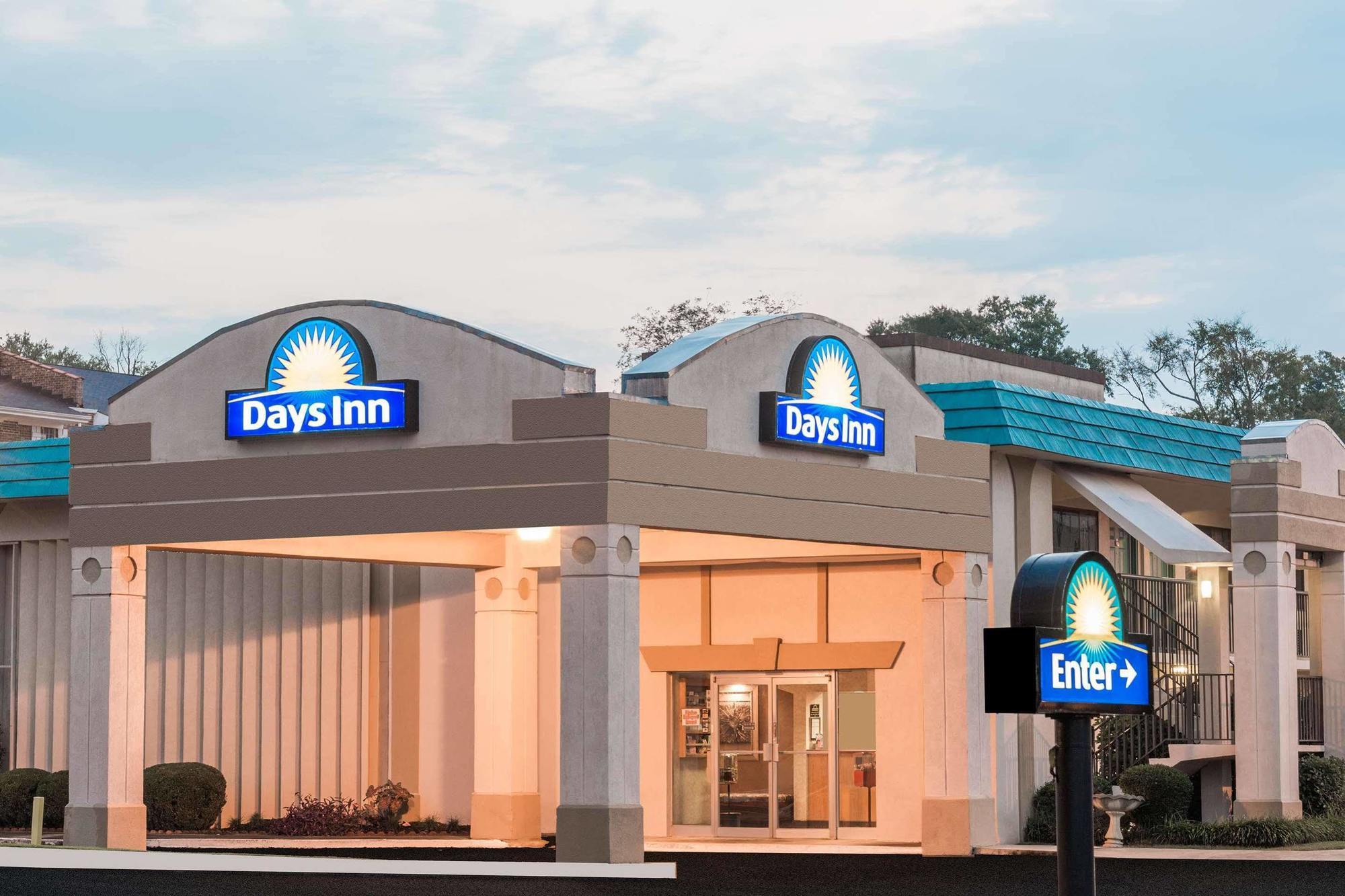 Days Inn By Wyndham Атенс Екстер'єр фото